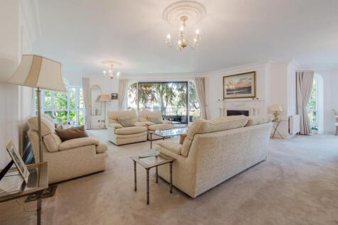 Living & Dining Room