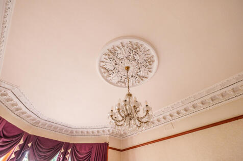 5 bed, 2 bath House in Glasgow - Photo 8