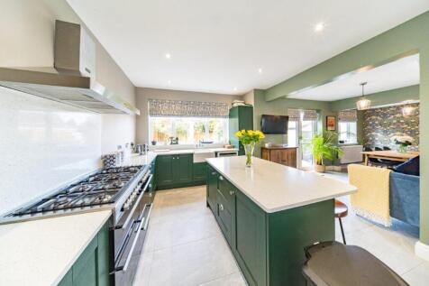 100 bluebell lane kitchen.jpg