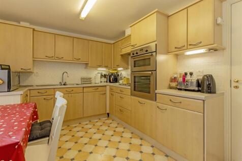 Kitchen-2.jpg