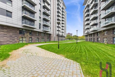 AVAILABLE NOW! * Fully Furnished Modern Apartments
* On-site Gym
* Cinema Room
* Located in the up-and-coming Pomona Island
* Fantastic Transport Links