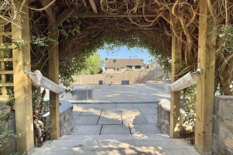 Access to Remaining Garden