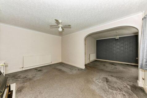 Lounge to Dining Area