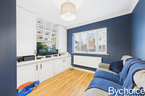 CAM05454G0-PR0070-STILL005