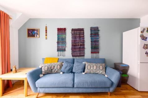 63 st peters court_dec-3.jpg