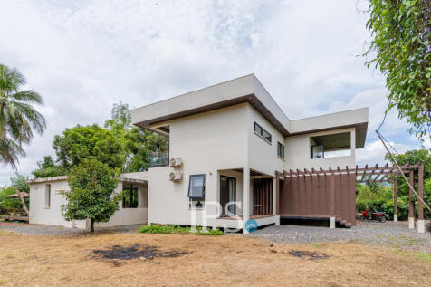 3 Bedroom Villa For Sale - Kampot Province