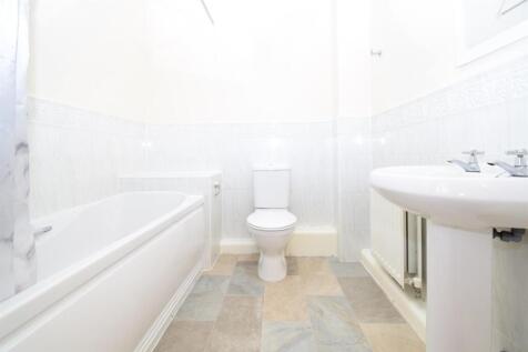 BATHROOM/W.C.