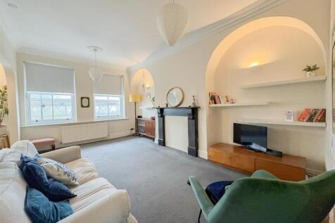 Kitchen / Living Room