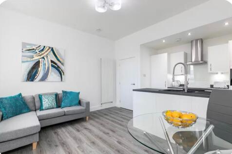 Lounge - Kitchen