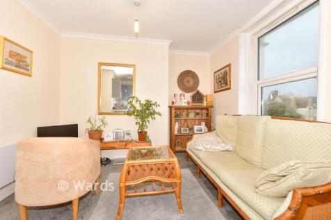 Lounge/ Kitchen