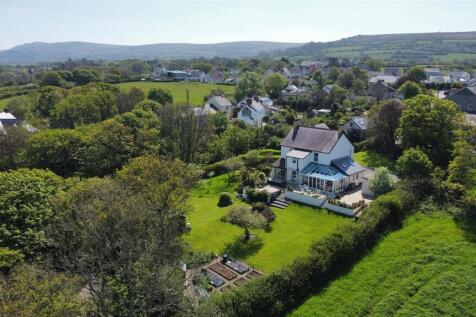 Hillside, Brynhenllan Dinas Cross, Newport, Pembro