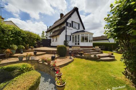 CAM02773G0-PR0140-STILL013-thumbnail-h750-70