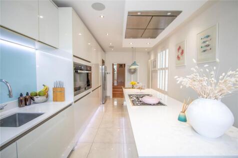 Kitchen/Breakfast Rm