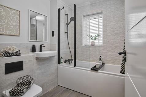 10 Marston Leys The Chesham Internals Bathroom