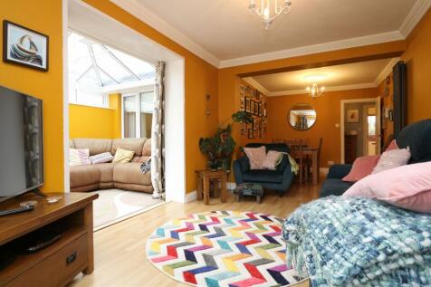 Lounge Dining Room