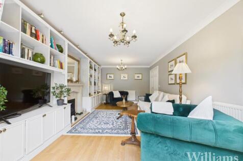 CAM04950G0-PR0108-STILL025 - Copy - Copy.jpg