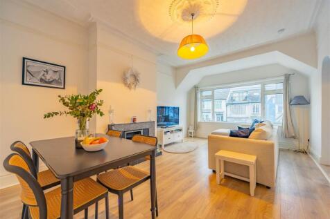 Lounge/Diner