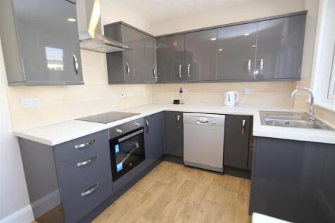 Kitchen diner (3).jpg