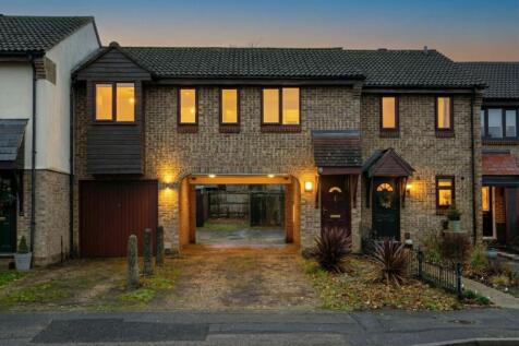 Chisbury Close