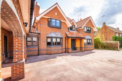 The Chimneys Park Street Worksop S80 1HH-4.jpg