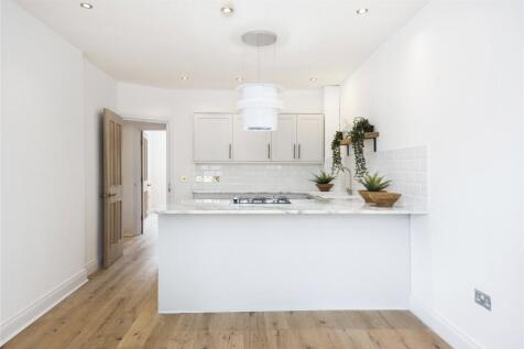 Reception/Kitchen