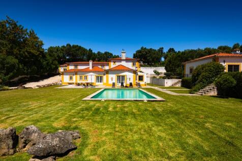 10 Bedroom Villa