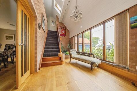 pbox-IMG.jpg