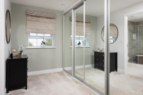View of the dressing area in the Lichfield 5 bedroom home