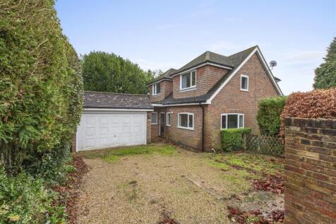 20a Maybrook Gardens, HP13 6PJ-14.jpg