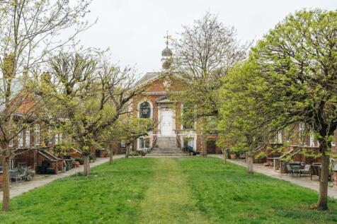 Trinity Green E1