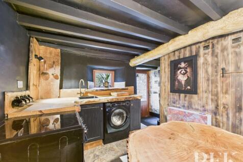 1 Midtown - Kitchen