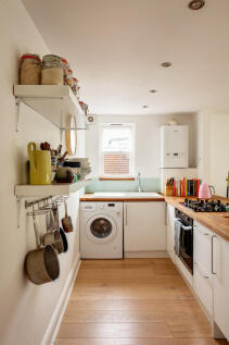 300871 - 25_7_22_TMH N16 6AX10326-Edit.jpg