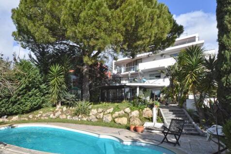 7 Bedroom Villa