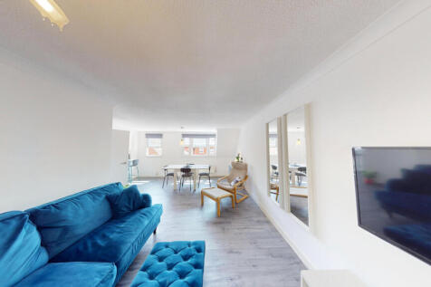 15-St-Andrews-Court-07172026_174830