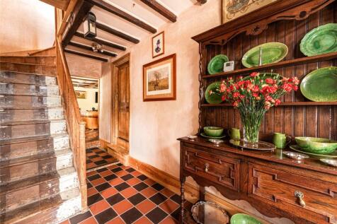 Second Staicase/Hall