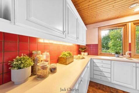 128a Higham lane-38.jpg