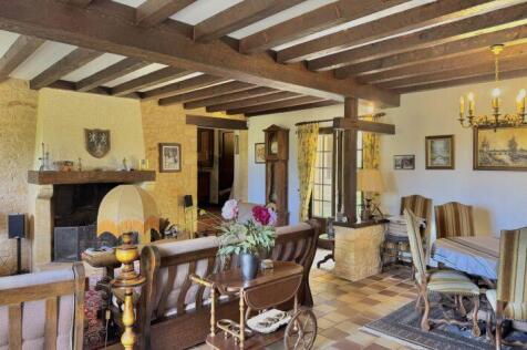 Property Image 4