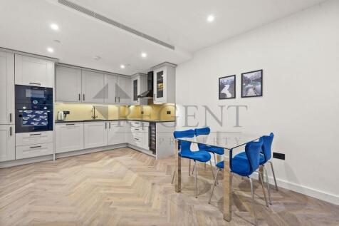 Kitchen &amp; Dining