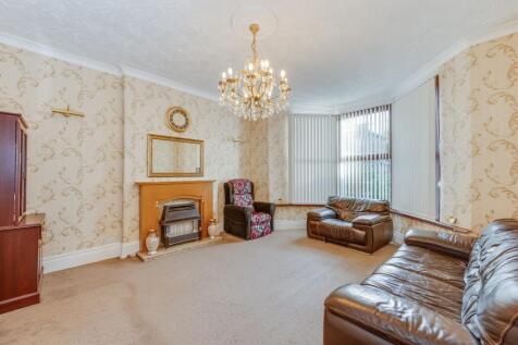 KITCHEN/DINER AND LOUNGE