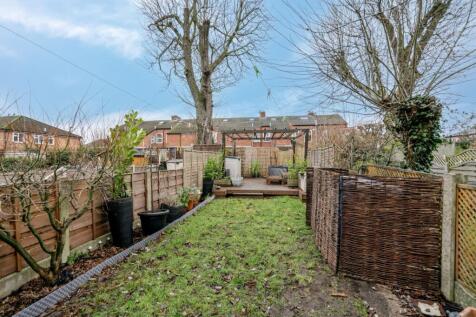 Somerset Place - Garden 2 - EweMove Sale