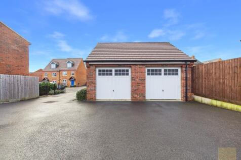 Garage (Left of image)