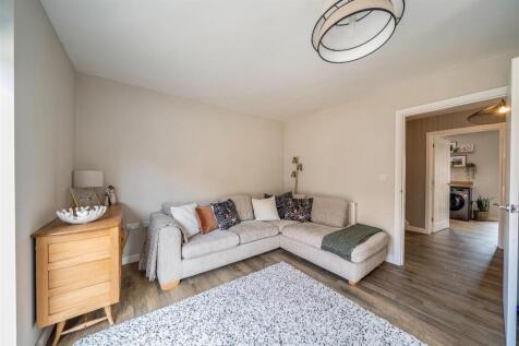 7 Poplar Close, Overseal