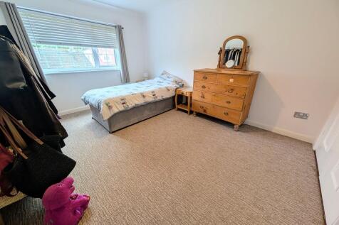 PXL_20251009_1507...