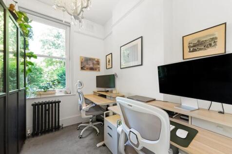 12 - home office.jpg