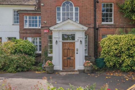 Communal Entrance