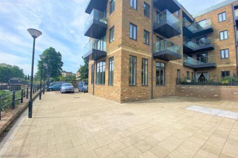 Unit 3 Lion Wharf - Old Isleworth (1) (Copy).jpg