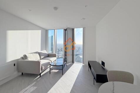 Let UK Home are excited to offer this spectacular one bedroom apartment in Vista River Tower located set along the serene River Irwell at Trinity Island in Manchester. The flat comprises a spacious op
