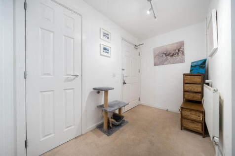 1389422-8-694bd56...