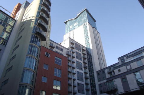 A WELL PRESENTED STUNNING ONE BEDROOM APARTMENT IN THE ORION