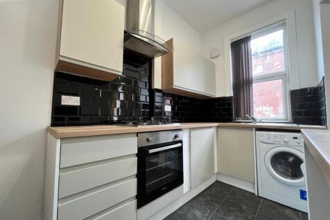 WhatsApp Image 2025-08-30 at 15.29.16 (1).jpeg